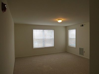 2nd image of 35 Flagstick Ln APT 201