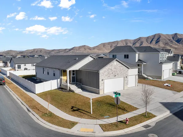 1217 E Pamela St #225, Eagle Mountain, UT 84005