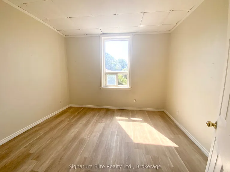 372 Darling St #11 — Photo 10