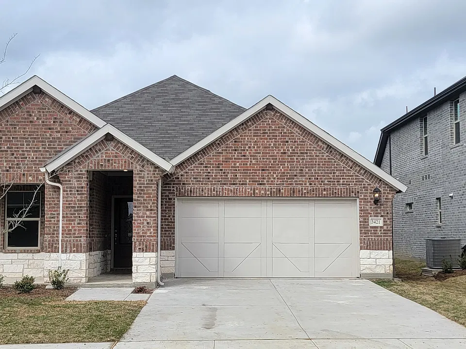 3421 Kingsview Dr
