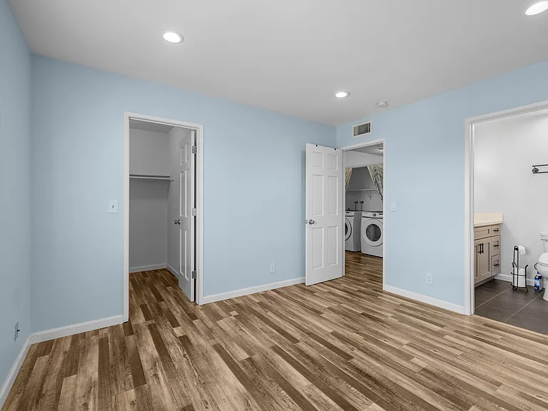 412 N Bushnell Ave #C — Photo 20