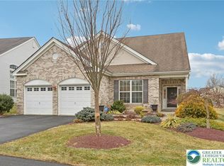 2076 Kingsview Rd, Macungie, PA 18062