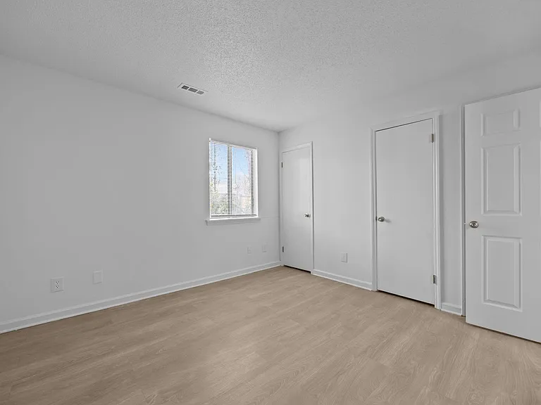 1011 Camden Ave — Photo 26