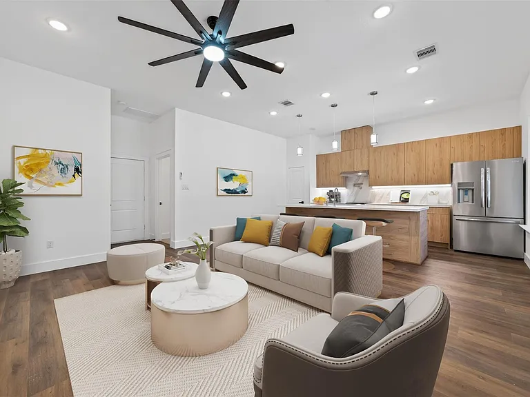 2714 Drew St — Photo 4