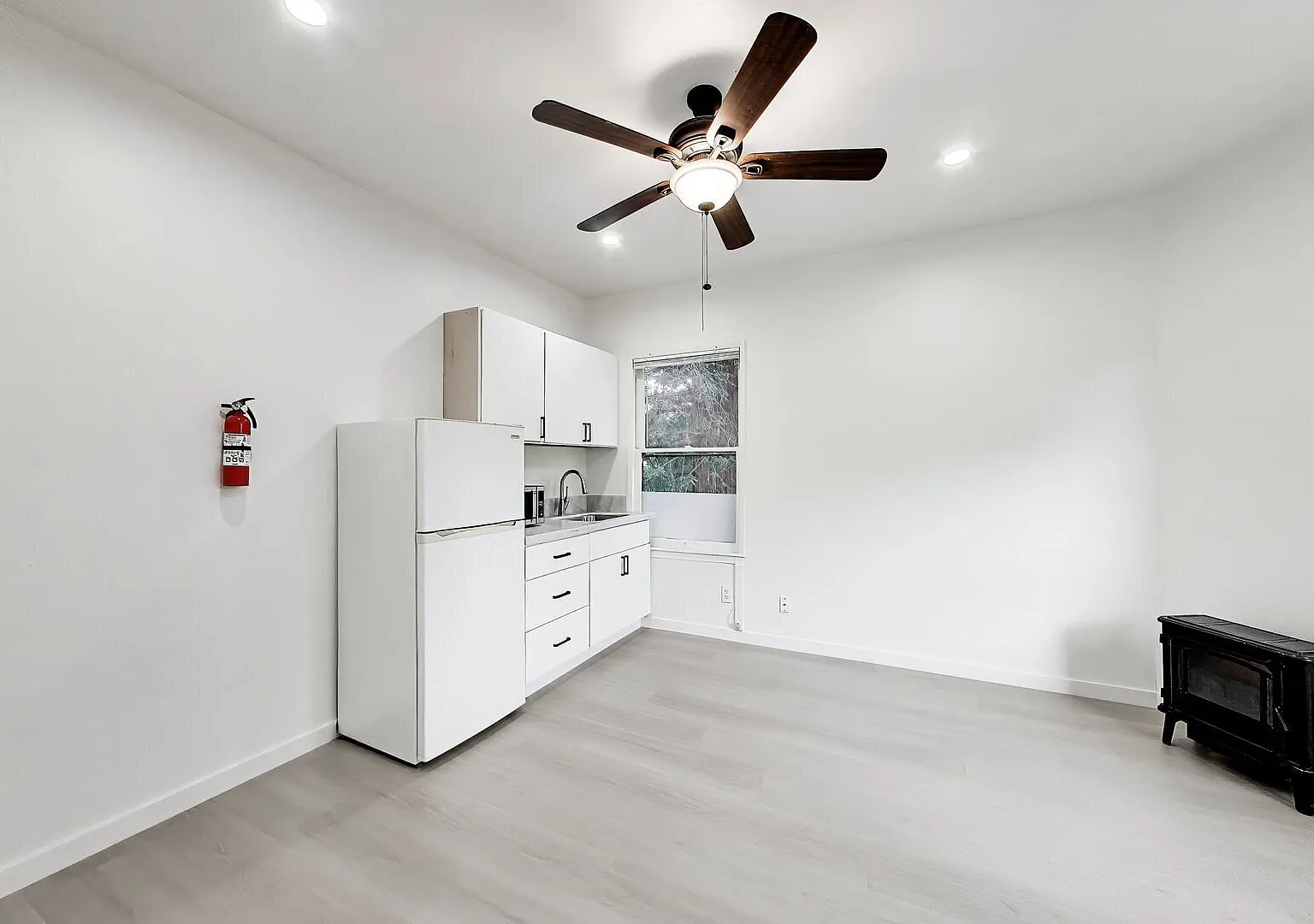 Downtown Palo Alto Studio - Great Location! — Photo 2