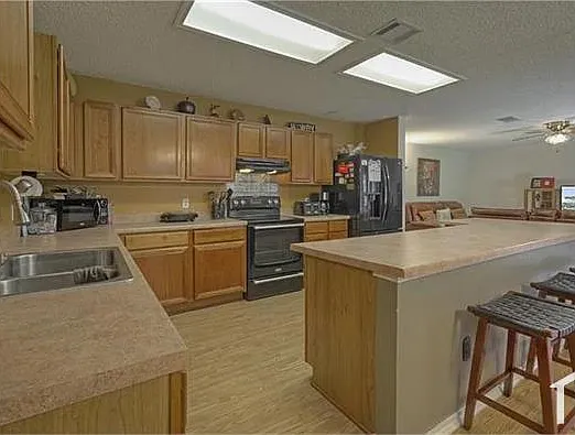 713 Catumet Dr — Photo 7
