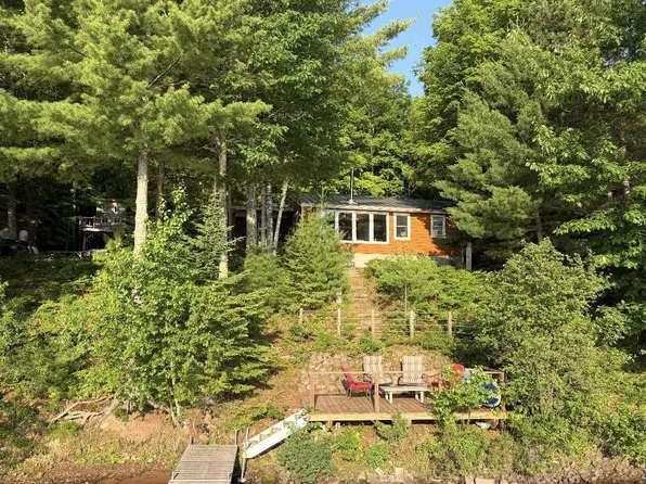 7338 S Maranatha Rd, Lake Nebagamon, WI 55849