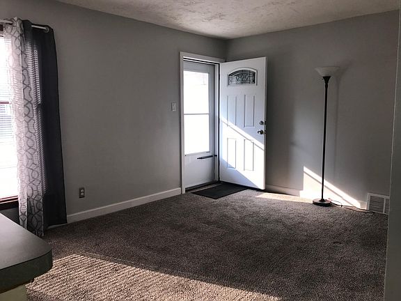 5th image of 23768 Brittany Ave