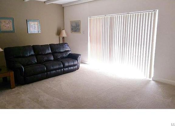 5th image of 10005 Isabelle Ct
