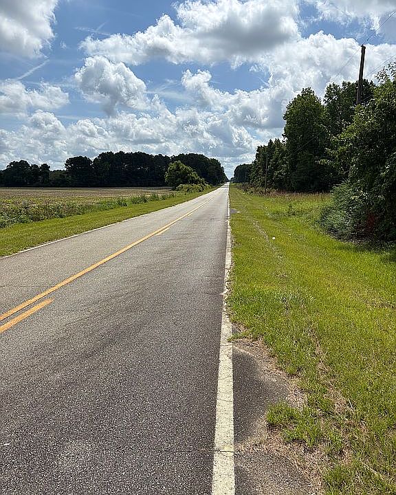 2nd image of 64 Gooseneck Rd