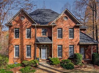 1456 Ridgemere Ln, Winston Salem, NC 27106