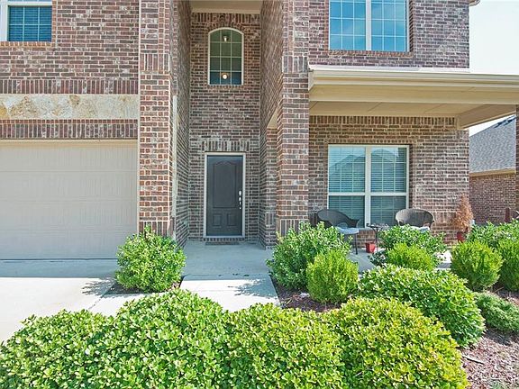 3rd image of 2106 Jayden Ln