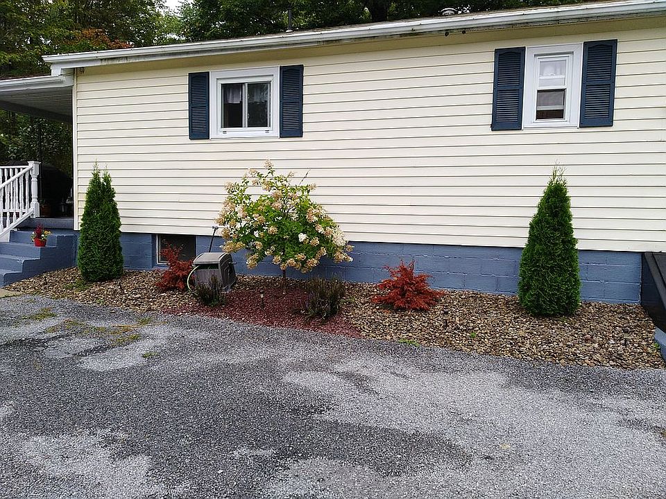 2nd image of 101 Cherry Rd