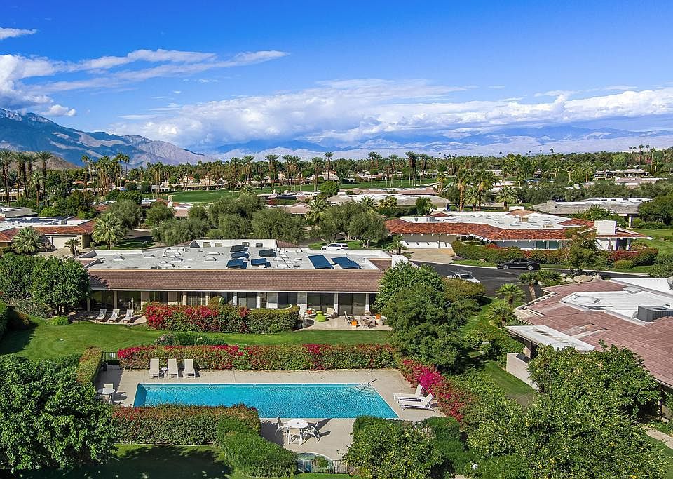 1st image of 7 Creekside Dr