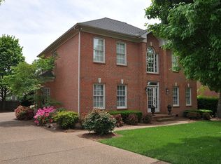 527 Forrest Park Cir, Franklin, TN 37064