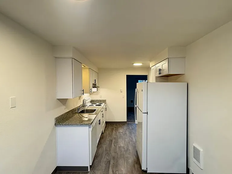 523-01 Benton Village — Photo 9