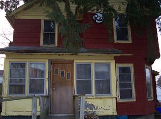 208 Cooper St, Newark, NY 14513