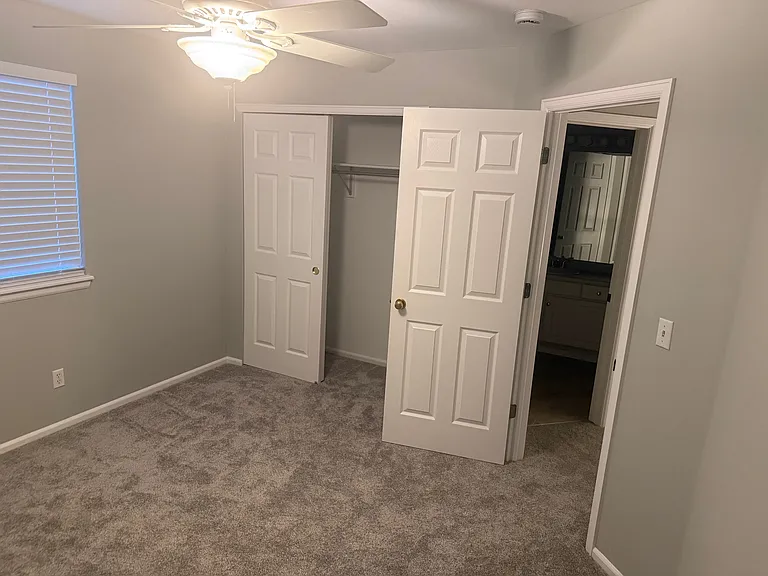 Golden Eagle Dr — Photo 9