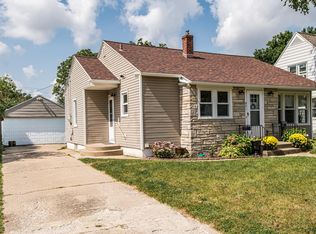 931 8th Ave NE, Rochester, MN 55906