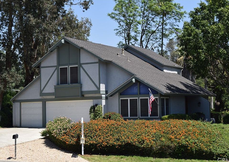 2nd image of 8382 Lakeside Dr