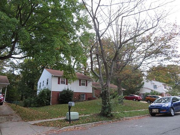 3rd image of 209 Herrington Dr