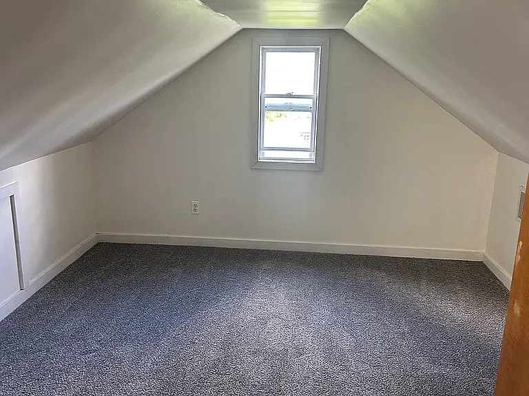 1839 Willow Park Rd — Photo 5