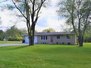 10836 Potomac Dr, Demotte, IN 46310