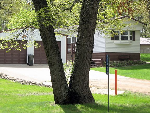 3rd image of 31245 Rose Dr