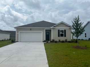 206 Carver Willow Dr, Loris, SC 29569