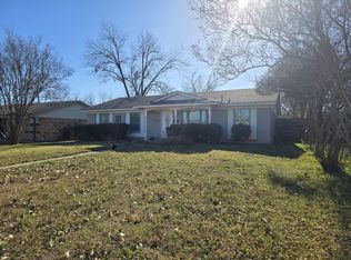 805 Brookshire Cir, Garland, TX 75043