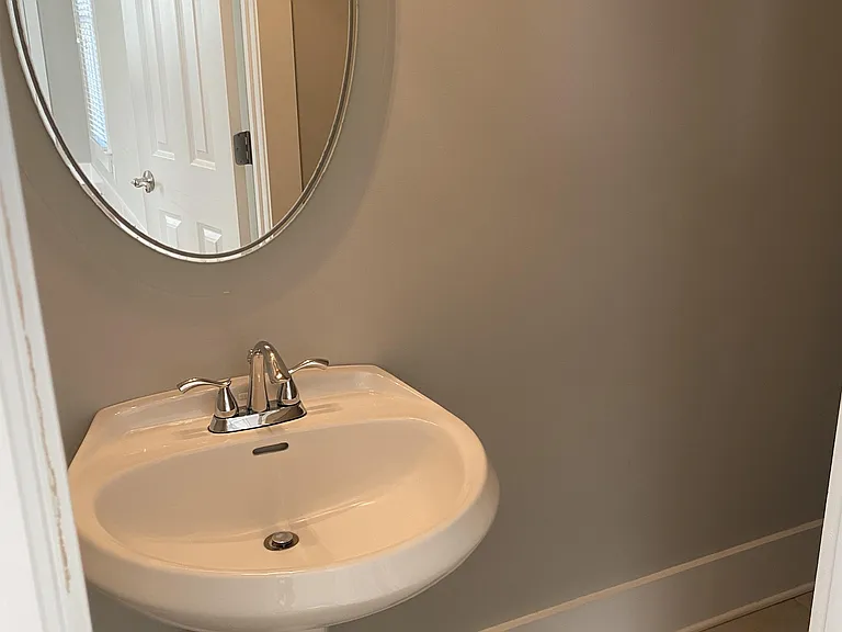 1641 Carriage Ridge Dr — Photo 11