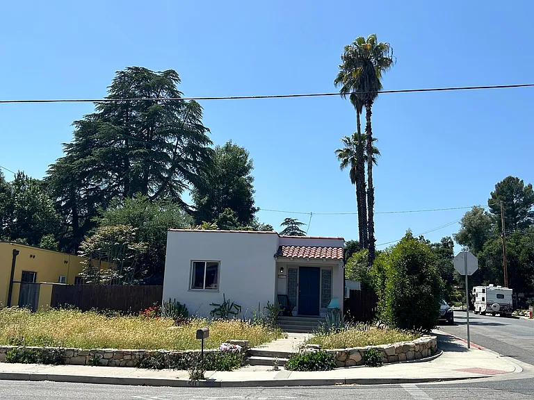 511 N Signal St — Photo 14
