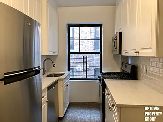 Rented by Uptown Property Group