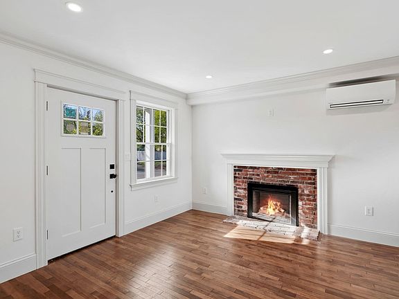 2nd image of 2 Railroad Ave #2