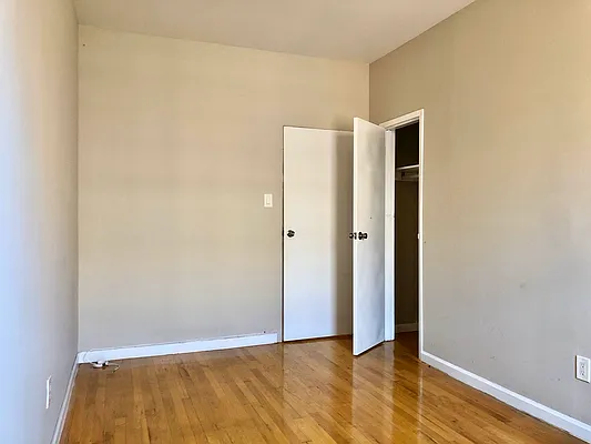 Rented by Matthew Gros-Werter, LREB  | media 32