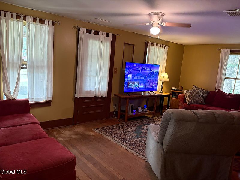 2nd image of 6256 New York 30