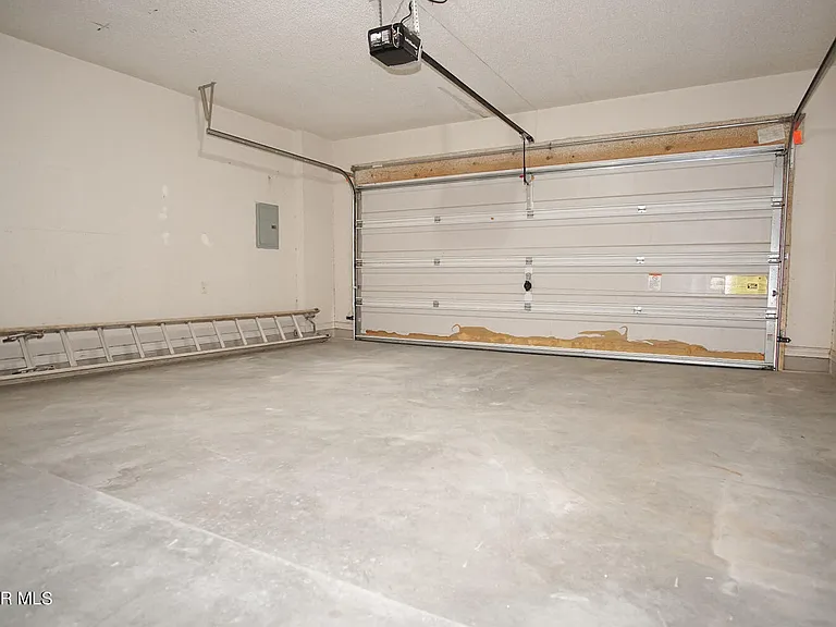 13717 Paseo De Fe Cir — Photo 14