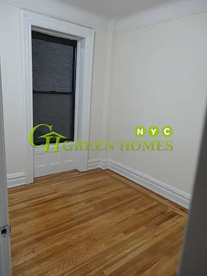 Rented by Green Home NY Realty LLC | media 30