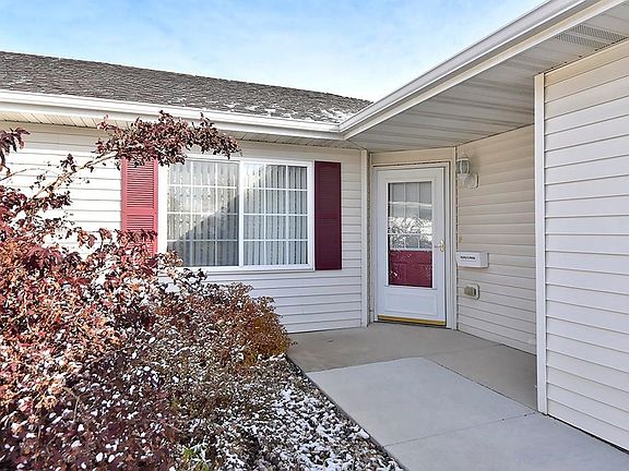 2nd image of 172 Cedar Cove Ln NW