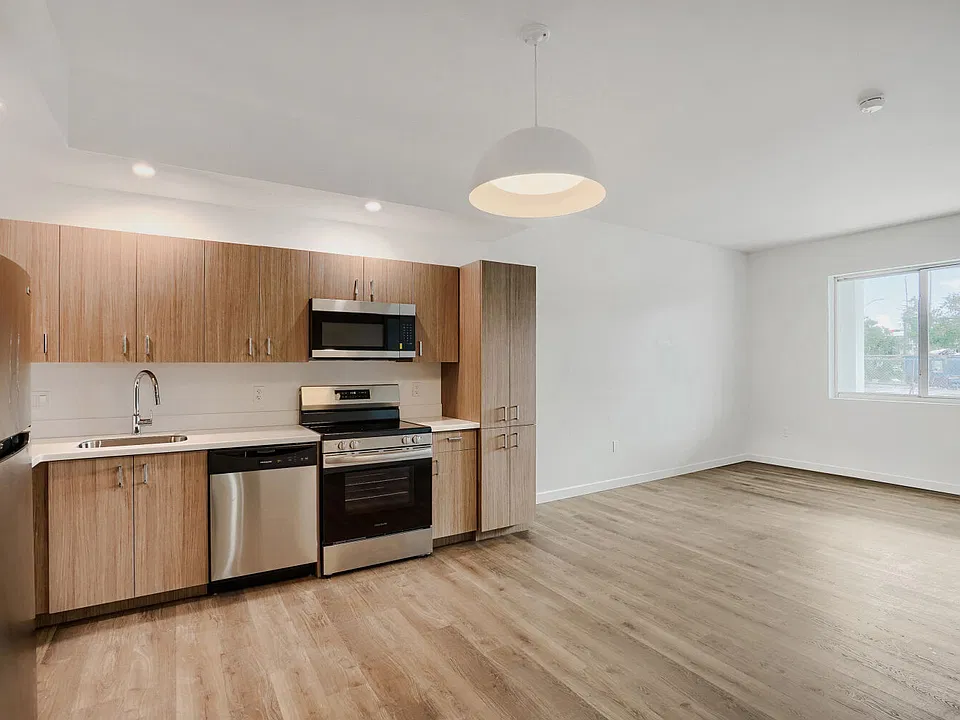 Naranja Residences