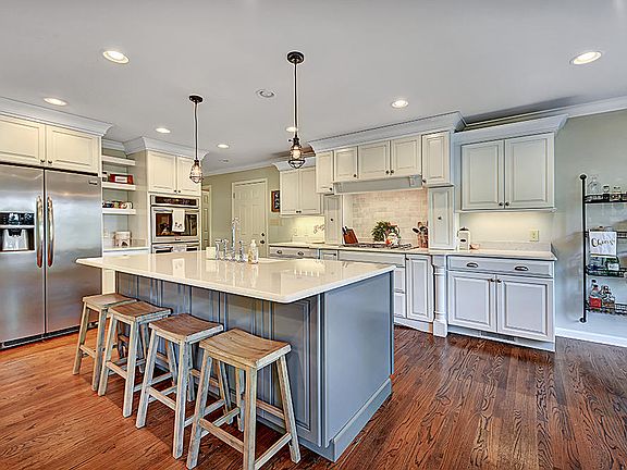 5th image of 7019 Sherwood Dr