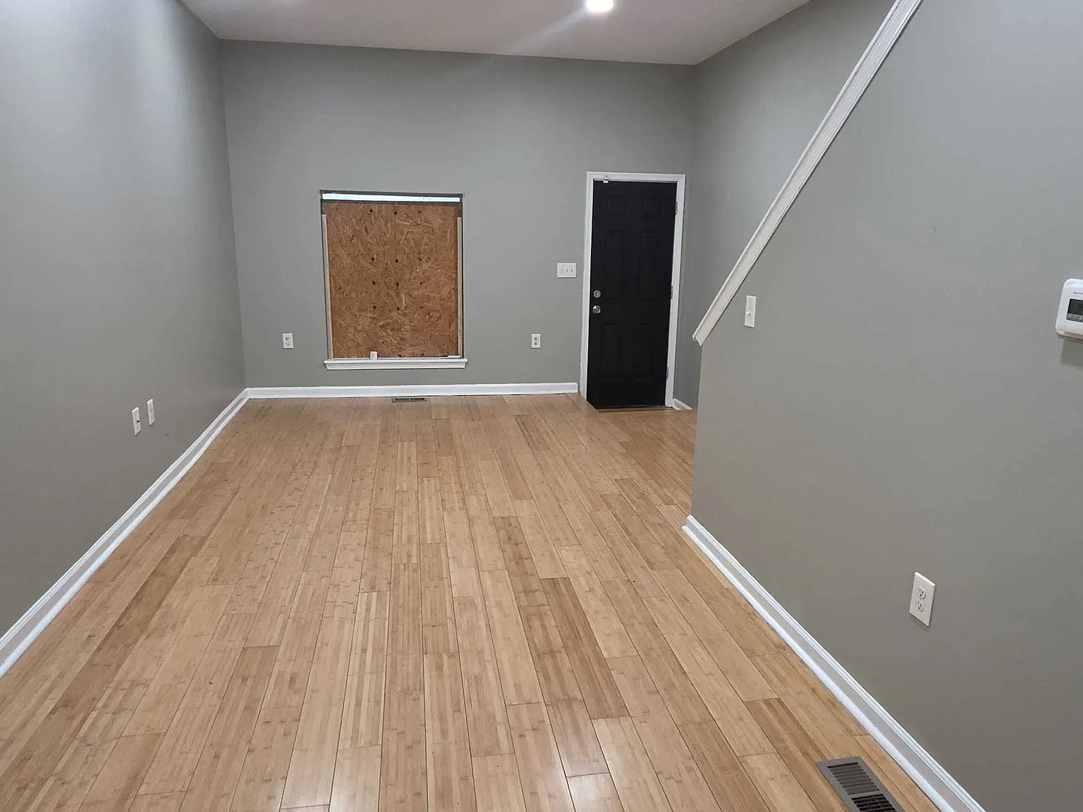 2 bed, 1.5 bath, $1,450 — Photo 2