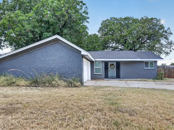 1325 Cloverdale Dr, Fort Worth, TX 76134