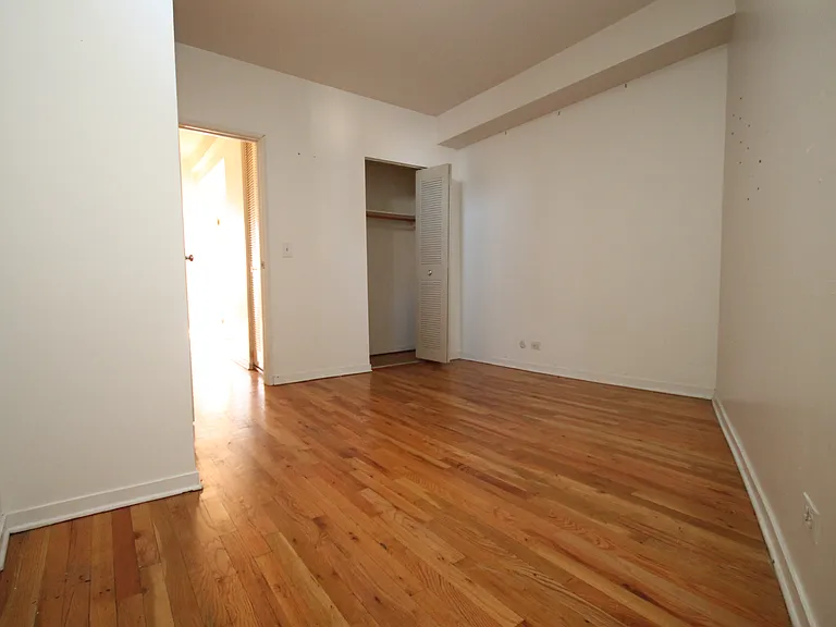 424 W Belden Ave #4W — Photo 10