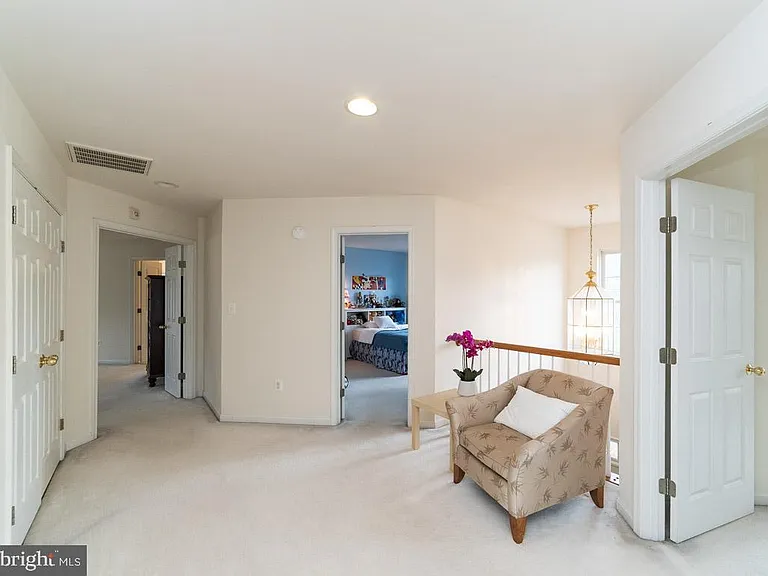 2944 Edgelea Rd — Photo 31