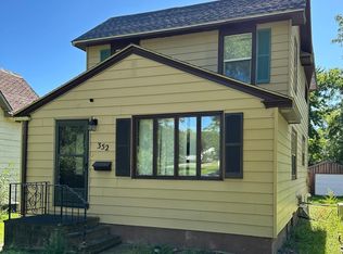 352 3rd St, Tracy, MN 56175