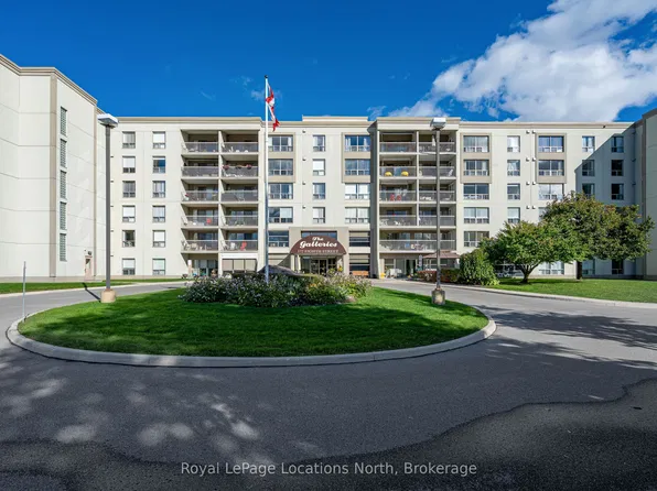 172 8th St #410, Collingwood, ON L9Y 4T2