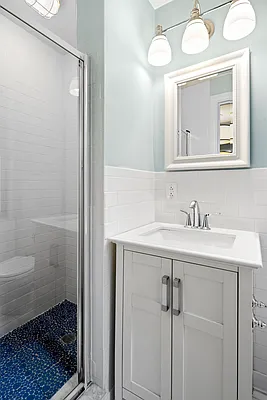 Sold by Compass | media 9