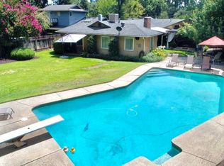 3170 Lakewood Dr, Redding, CA 96001