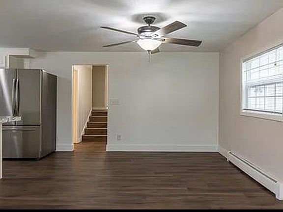 5th image of 2422 Ernest Ave